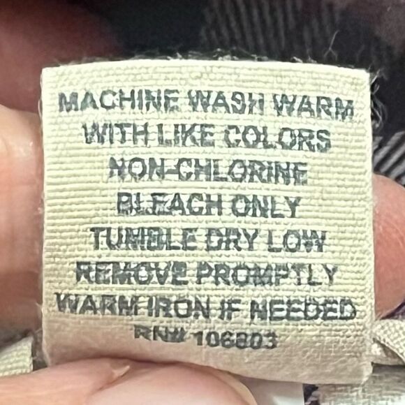 Duluth Trading Plaid Flannel Button Down Shirt Purple Red Size Medium - Picture 8 of 8